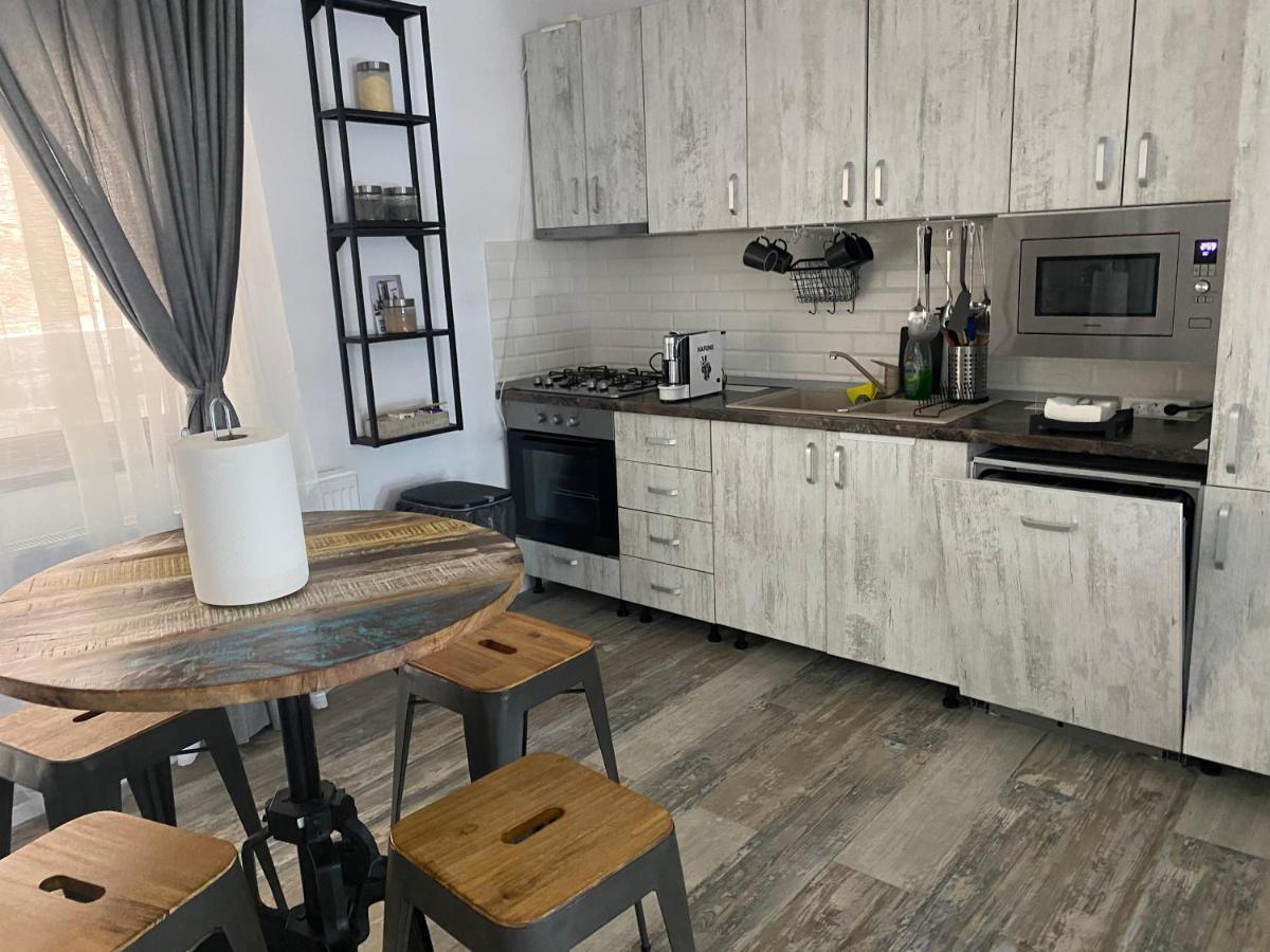 Casa Skadi, Zamora,Buşteni Exteriér fotografie